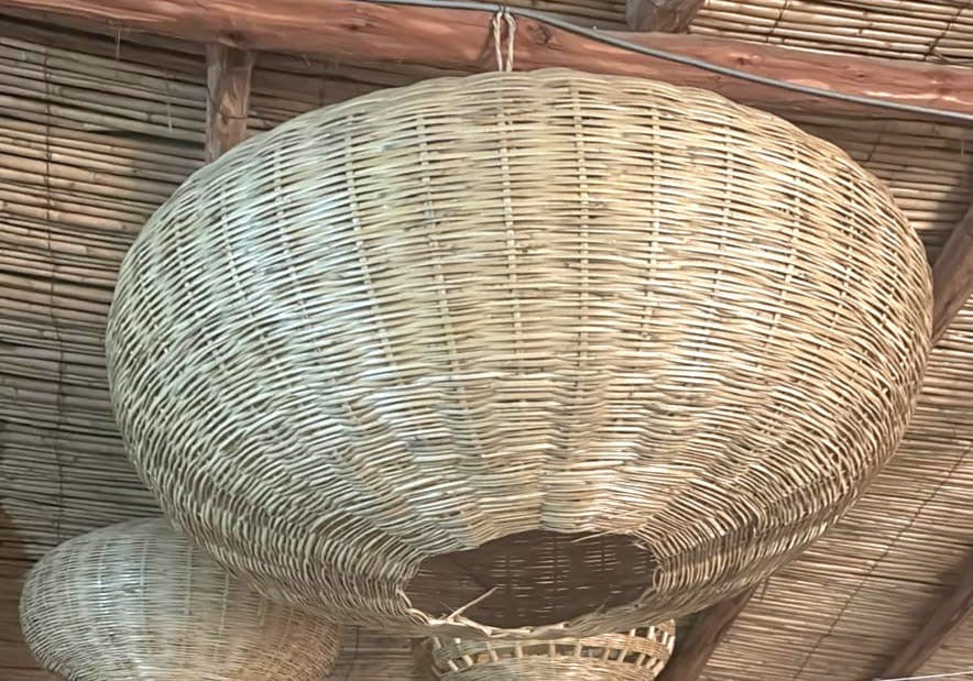 Luminaire fait main en rotin artisanat marocain